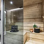 Ski-in & Out Luxe By Hilla Daire *