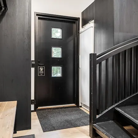 Ski-in & Out Luxe By Hilla *